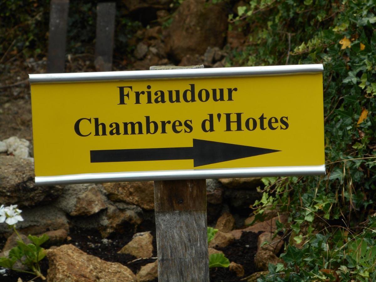 38 Friaudour Bed & Breakfast Saint-Pardoux-lʼOrtigier Екстериор снимка