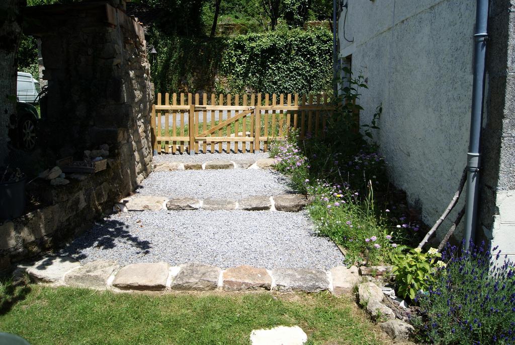 38 Friaudour Bed & Breakfast Saint-Pardoux-lʼOrtigier Екстериор снимка