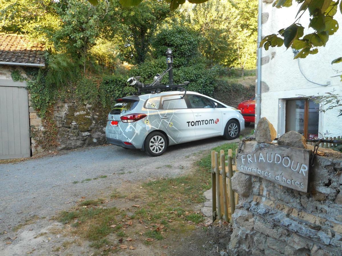 38 Friaudour Bed & Breakfast Saint-Pardoux-lʼOrtigier Екстериор снимка